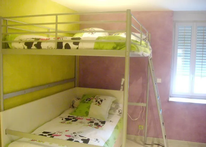 Prázdninový dům Maison Charmante En Campagne A Mouterre-silly, Jardin, Terrasse. Mouterre-Silly